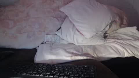 Snapshot of lariss__ chatting on October 18, 3:44 am Lariss online show from October 18, 3:44 am