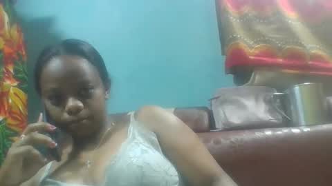 larissa645771 online show from April 14, 5:05 pm