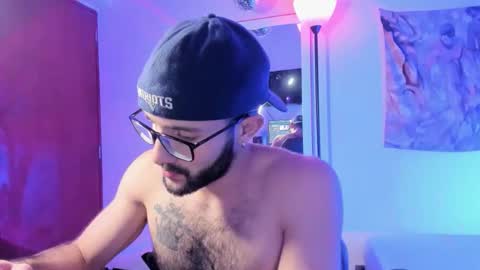 larry_stewart online show from November 25, 4:28 pm