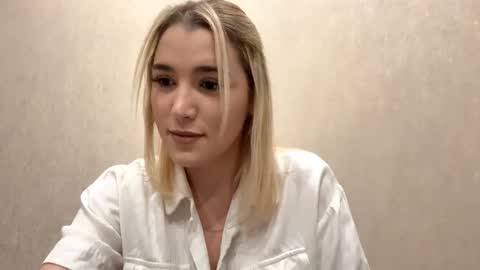 Betty online show from February 23, 9:06 pm