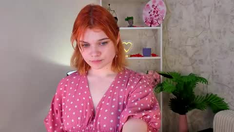 Im Lina nice to meet you here 3 online show from June 5, 3:46 am