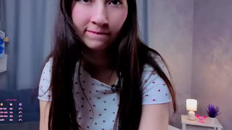 Eva  online show from December 17, 2:07 am