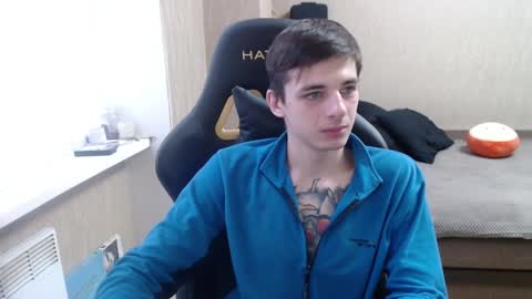Snapshot of last_kenny chatting on December 2, 12:57 pm Kenny online show from December 2, 12:57 pm