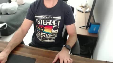 latexdave84 online show from December 1, 1:03 am