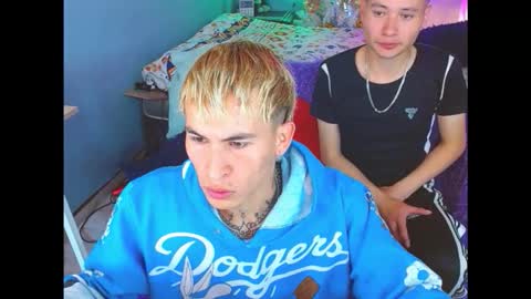 latin_boysxxx_ online show from December 1, 4:27 pm