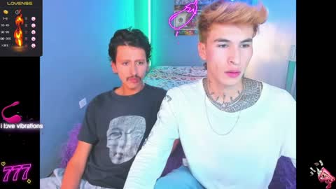 latin_boysxxx_ online show from April 11, 3:44 am