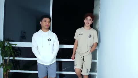 latin_naughty_boys online show from October 10, 11:53 pm