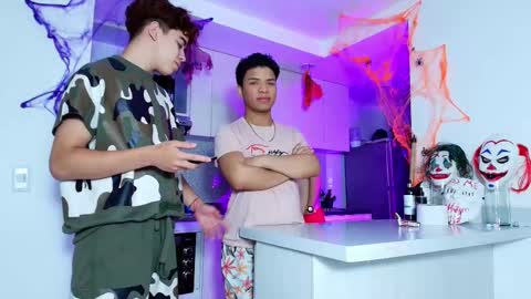 latin_naughty_boys online show from October 13, 12:34 am