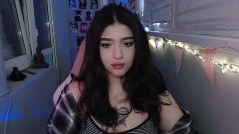 miiiiiiaaaa online show from February 25, 6:47 am