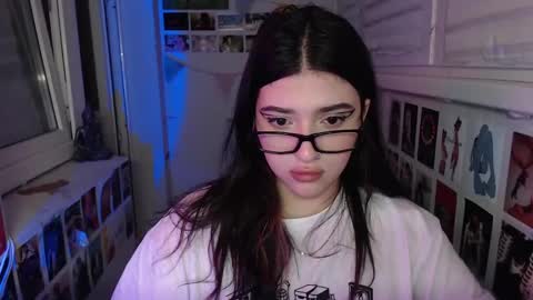 miiiiiiaaaa online show from February 6, 11:58 pm