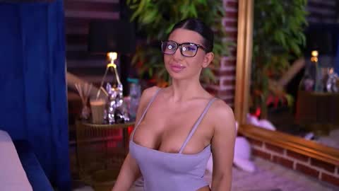 Latina online show from February 25, 9:07 pm