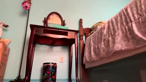 latinlover199518 online show from November 8, 10:46 pm