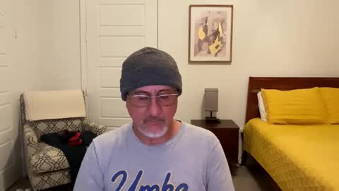 QS - INDEPENDENT MODEL online show from October 28, 5:19 am