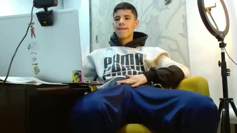 latinoproduction online show from October 27, 11:05 pm