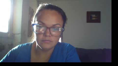 Laura online show from April 27, 9:45 pm