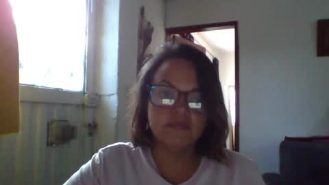 Laura online show from June 14, 9:06 pm
