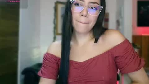 laujgray online show from May 13, 2:54 am
