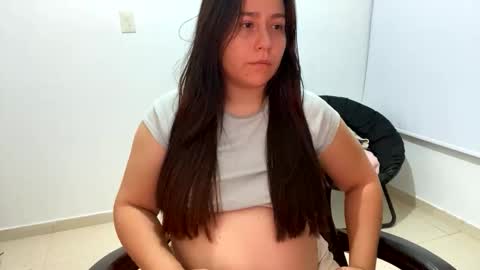 laura online show from October 29, 12:23 am