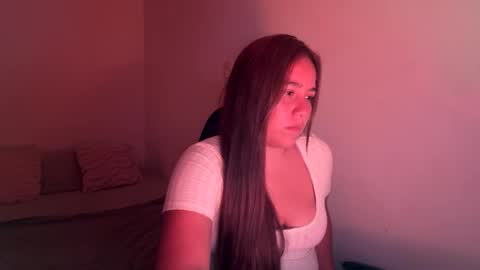 laura online show from March 30, 3:28 am