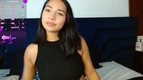 lLAURA online show from February 26, 7:21 pm