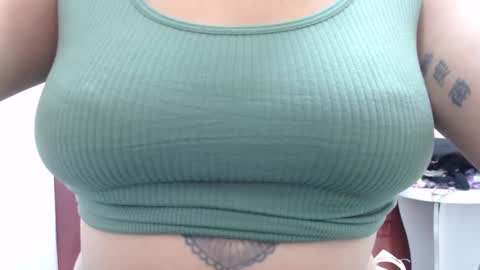  Laura  online show from September 10, 6:09 pm