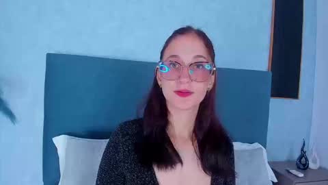 LauraIvy online show from February 28, 12:53 pm