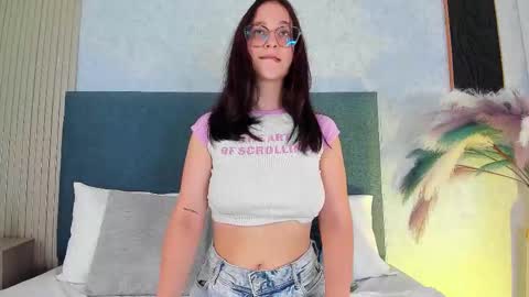 LauraIvy online show from February 13, 4:43 pm