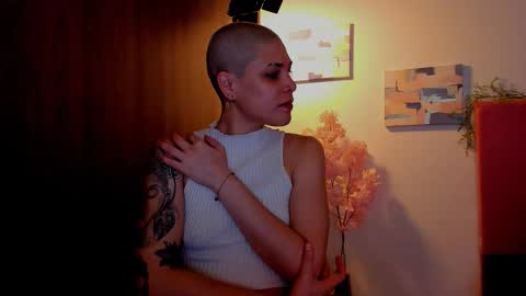 Laura Rose online show from March 15, 7:28 pm