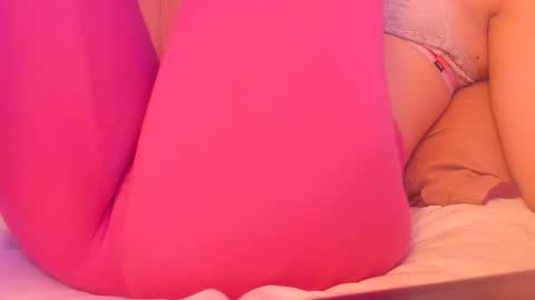 LAURA SOE online show from February 22, 11:40 pm