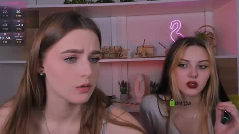 Snapshot of laura_sween chatting on October 17, 12:42 pm laura_sween online show from October 17, 12:42 pm