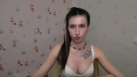 Laura online show from January 12, 12:34 pm