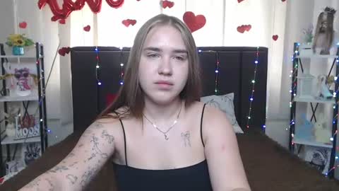 LauraHlot online show from July 6, 3:03 pm