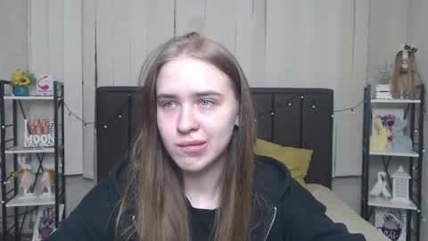 Snapshot of laurahlot chatting on September 20, 6:05 am LauraHlot online show from September 20, 6:05 am