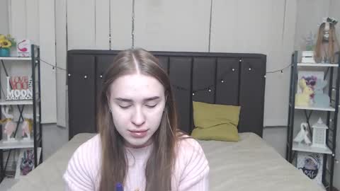 Snapshot of laurahlot chatting on October 2, 6:50 pm LauraHlot online show from October 2, 6:50 pm