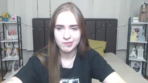 Snapshot of laurahlot chatting on September 24, 6:09 am LauraHlot online show from September 24, 6:09 am