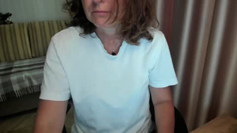 Lauraoven1 online show from July 28, 10:02 am