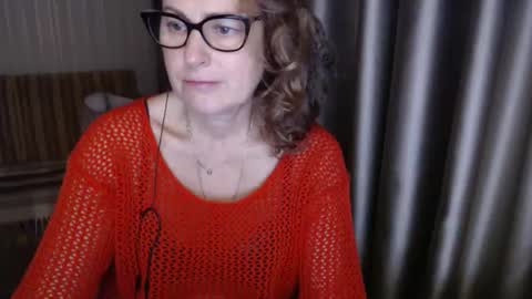 Lauraoven1 online show from November 10, 5:38 pm