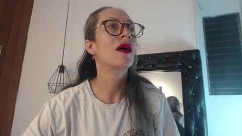 Laura Sofia online show from February 12, 11:52 pm