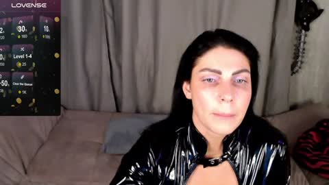 Laura online show from January 22, 11:32 pm