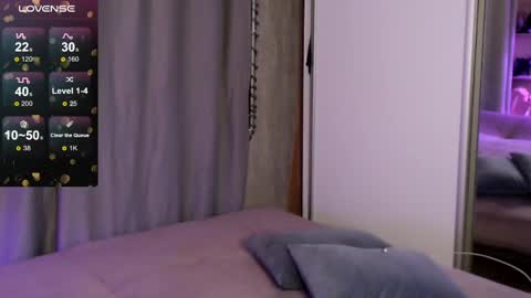 Laura online show from March 4, 6:07 pm