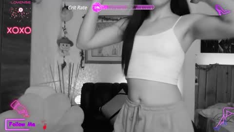 Snapshot of lauren_sweet7 chatting on February 2, 5:53 am Lauren online show from February 2, 5:53 am