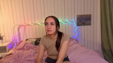 Victoria online show from December 21, 9:27 am