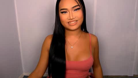 chloe3 online show from October 9, 7:30 pm