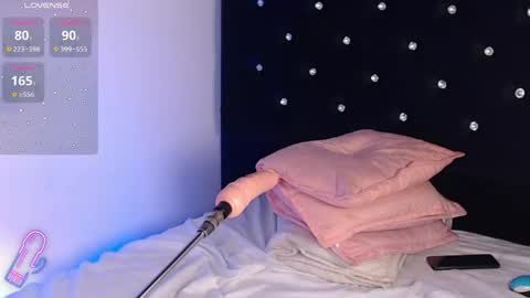 Lauren Gill online show from April 15, 9:04 pm