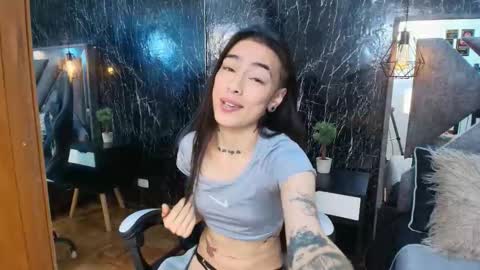 LaurenHazel  online show from October 24, 1:12 pm