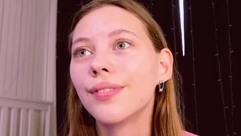 Kate online show from June 18, 9:14 am