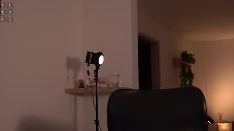 laurita_4 online show from February 17, 1:32 pm