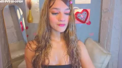 Laurita  online show from March 13, 8:12 pm