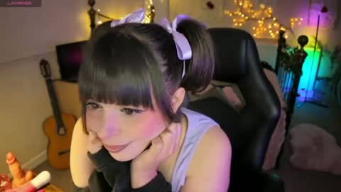 Lavenderrzz online show from June 15, 3:59 pm