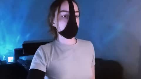 Lavinda online show from January 13, 4:37 pm